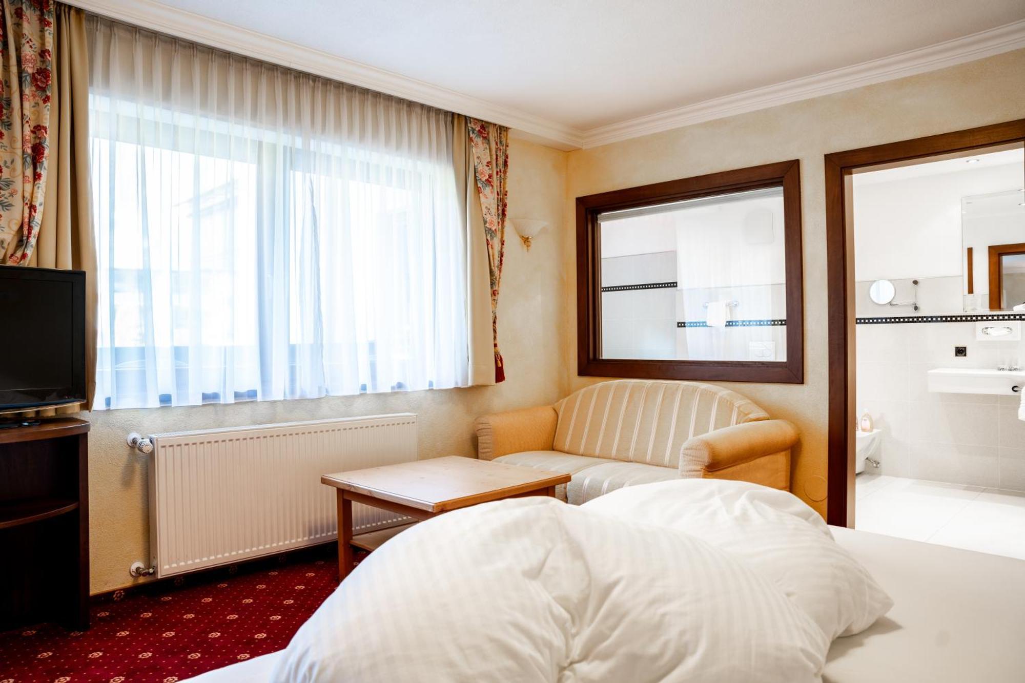 Hotel Maria Theresia Mayrhofen Exterior foto